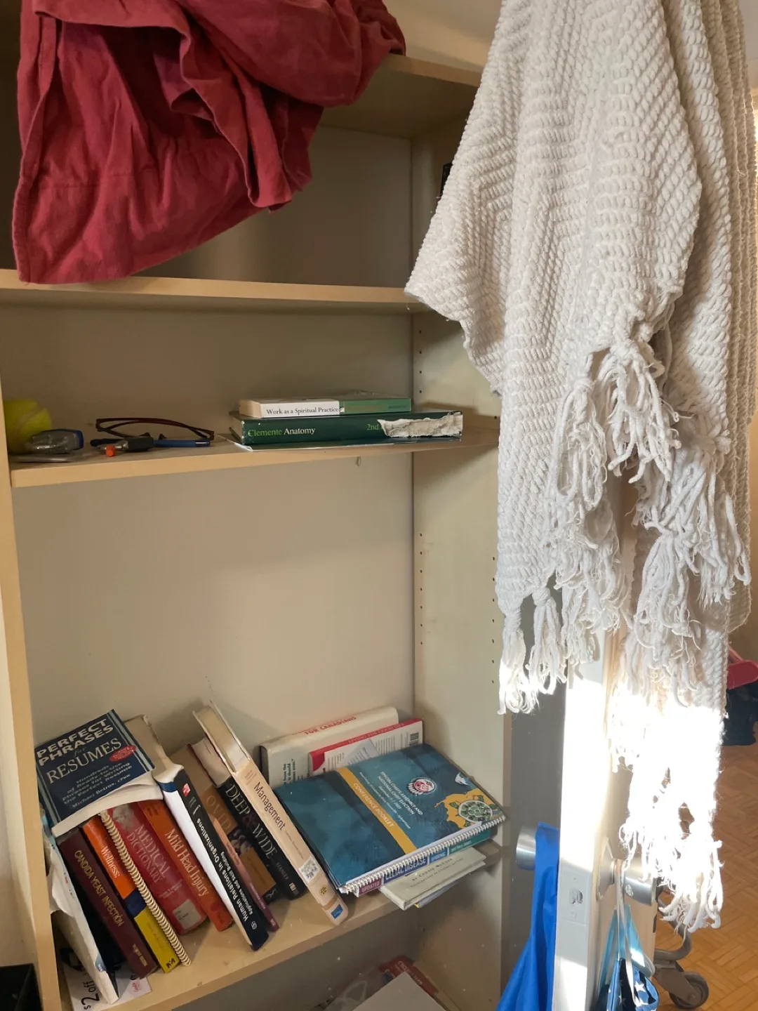 Lot$ Assorted new / used Items image indicator(4)