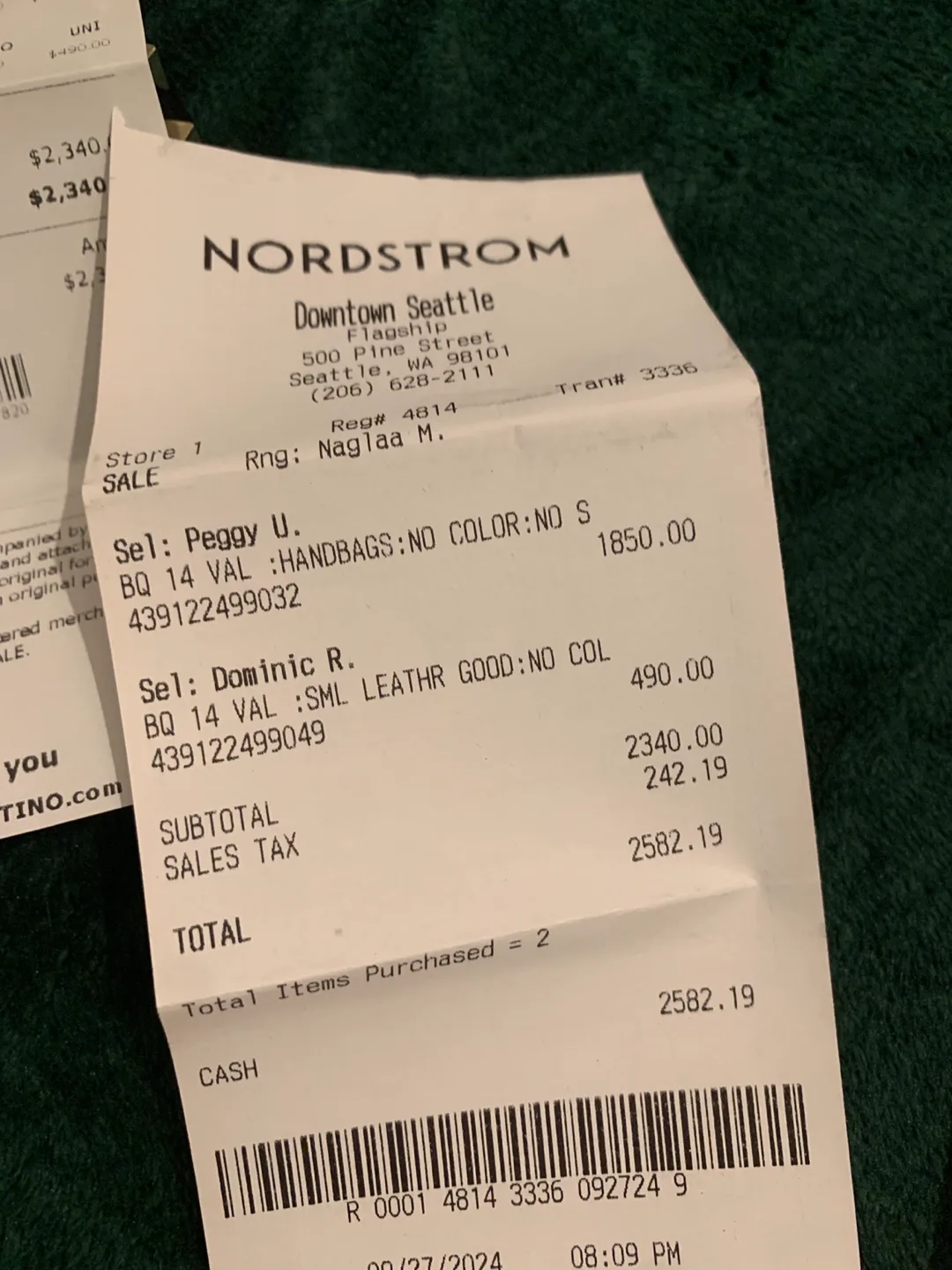 Valentino Garavani Rockstud Leather Wallet on Chain image indicator(3)