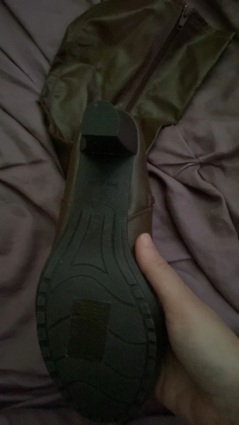 Brown Knee-High Boots with Block Heel image indicator(3)