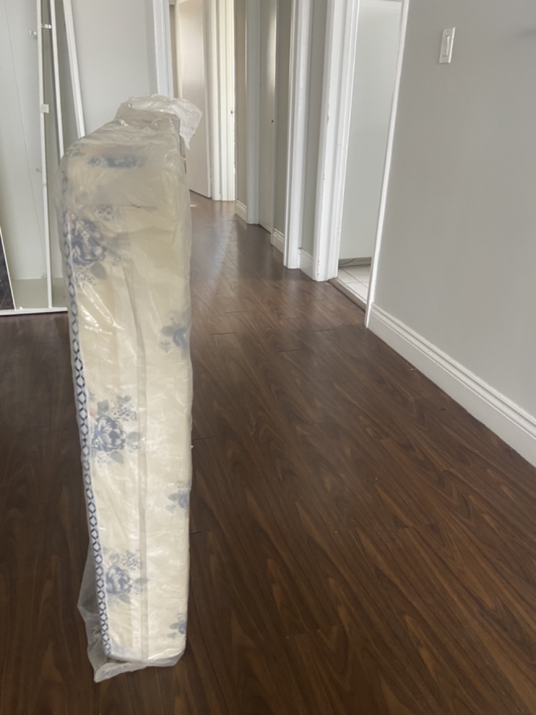 New Twin Mattress, Floral Pattern - photo 2