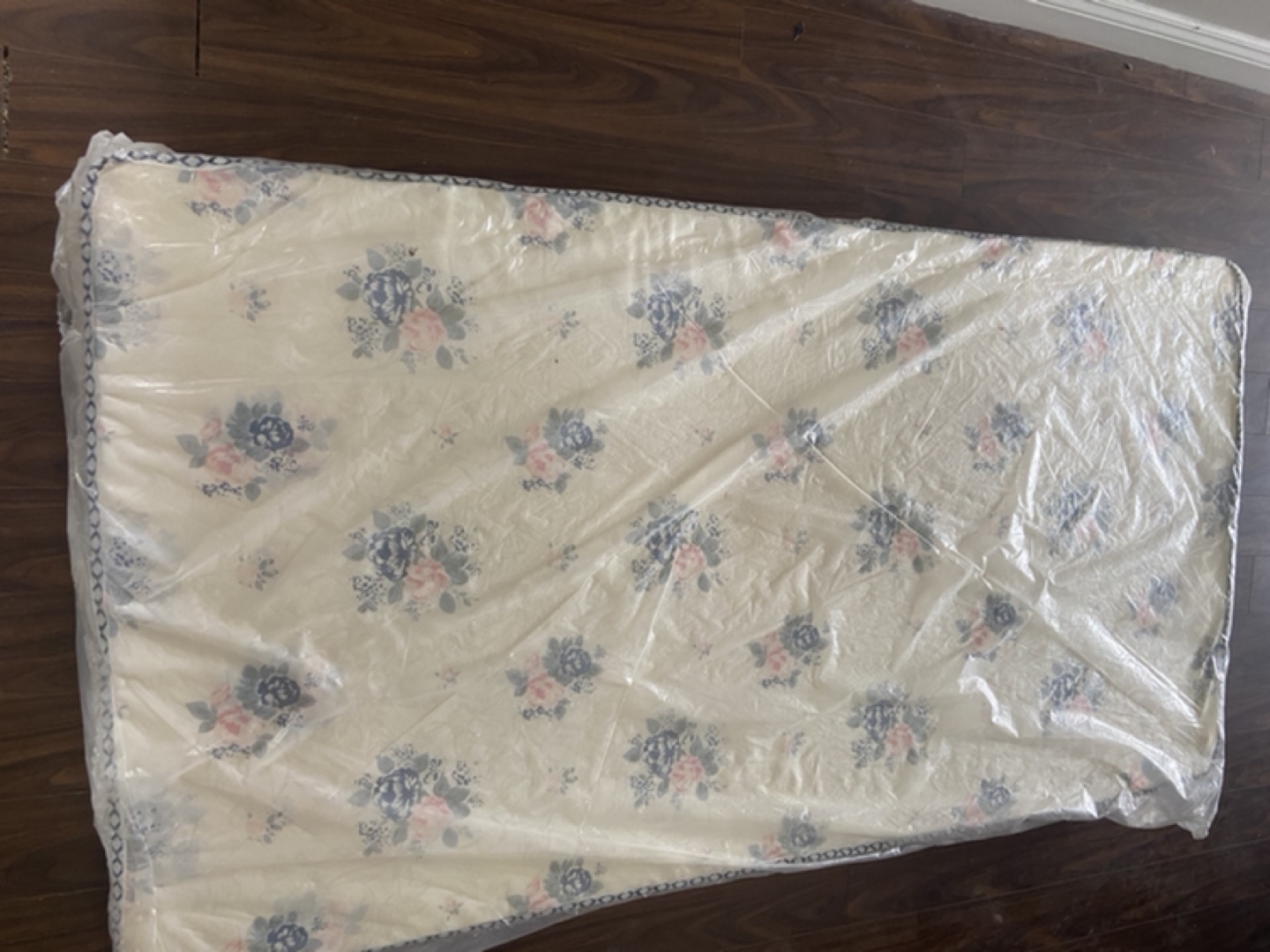 New Twin Mattress, Floral Pattern - photo 3