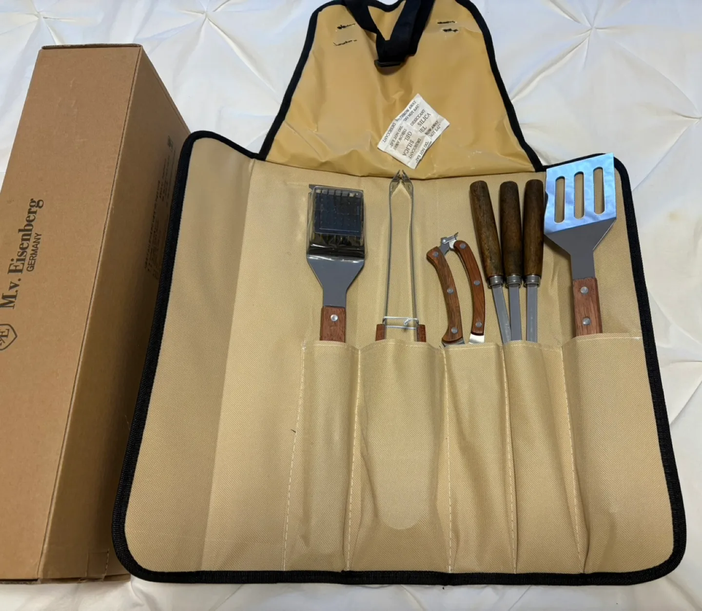 M.v. Eisenberg BBQ Utensil set image indicator(3)