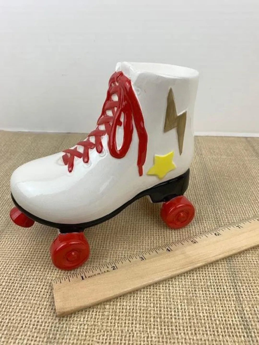 Vintage Ceramic Roller Skate Bank image indicator(4)