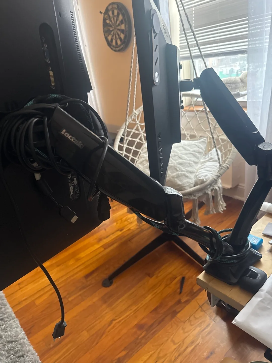 Dual Monitor Desk Mount Setup - ASUS Monitors Included image indicator(2)