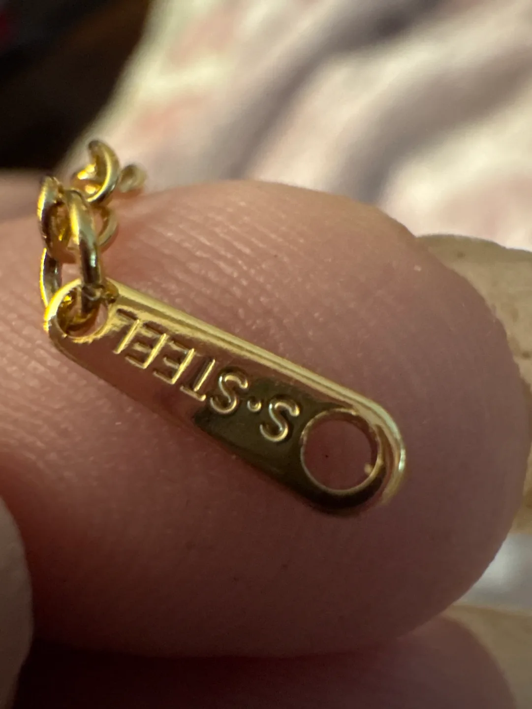 18K Gold Stainless Steel Flower Necklace with Green Malachite image indicator(5)