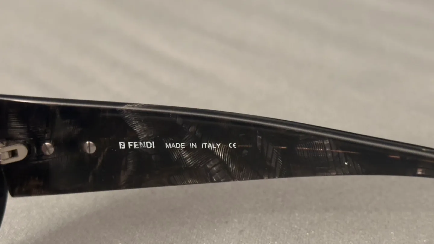 Fendi SL 7555 Sunglasses image indicator(4)