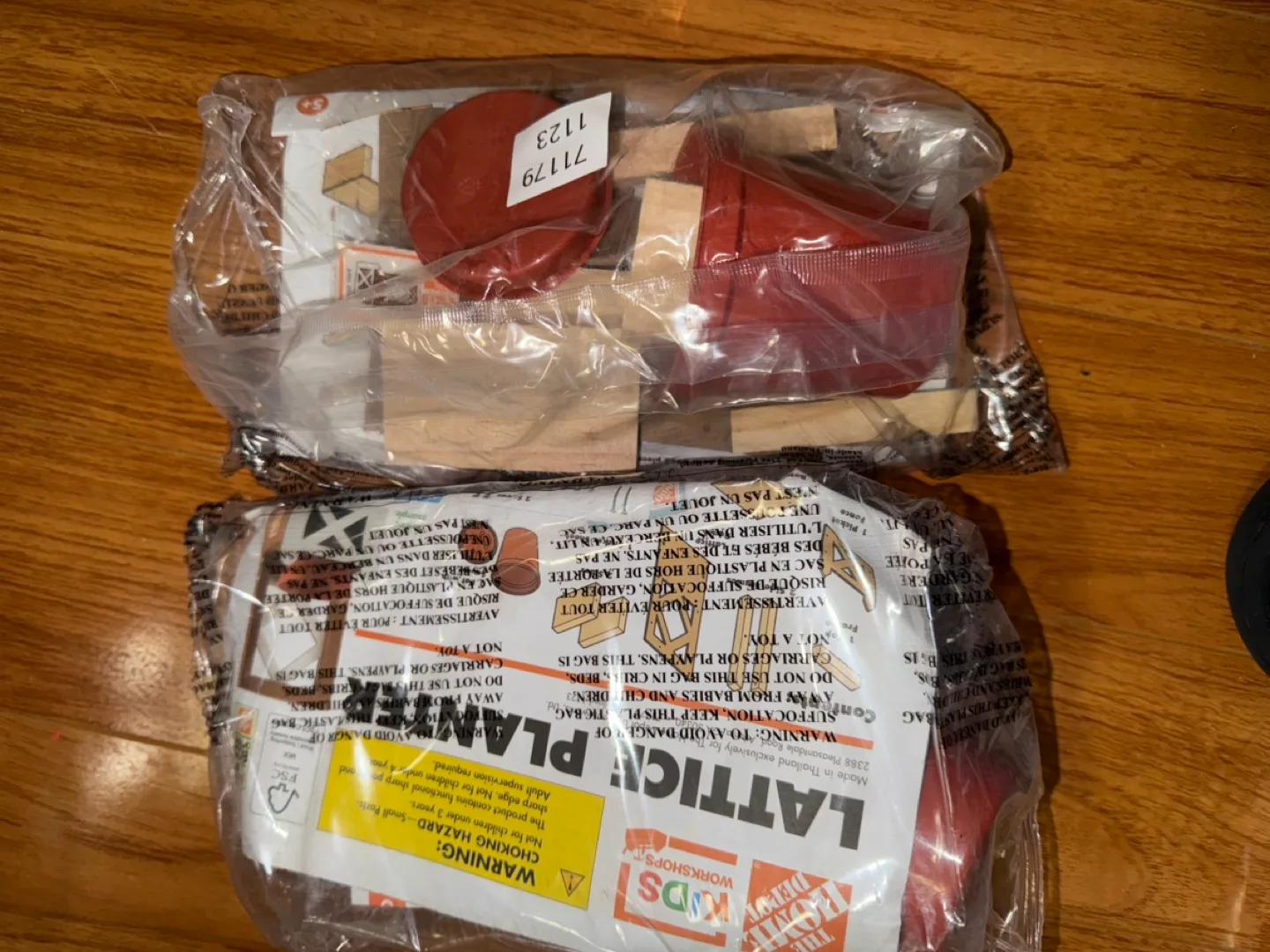 3$ each- The Home Depot Kids Workshops Craft Kits image indicator(3)