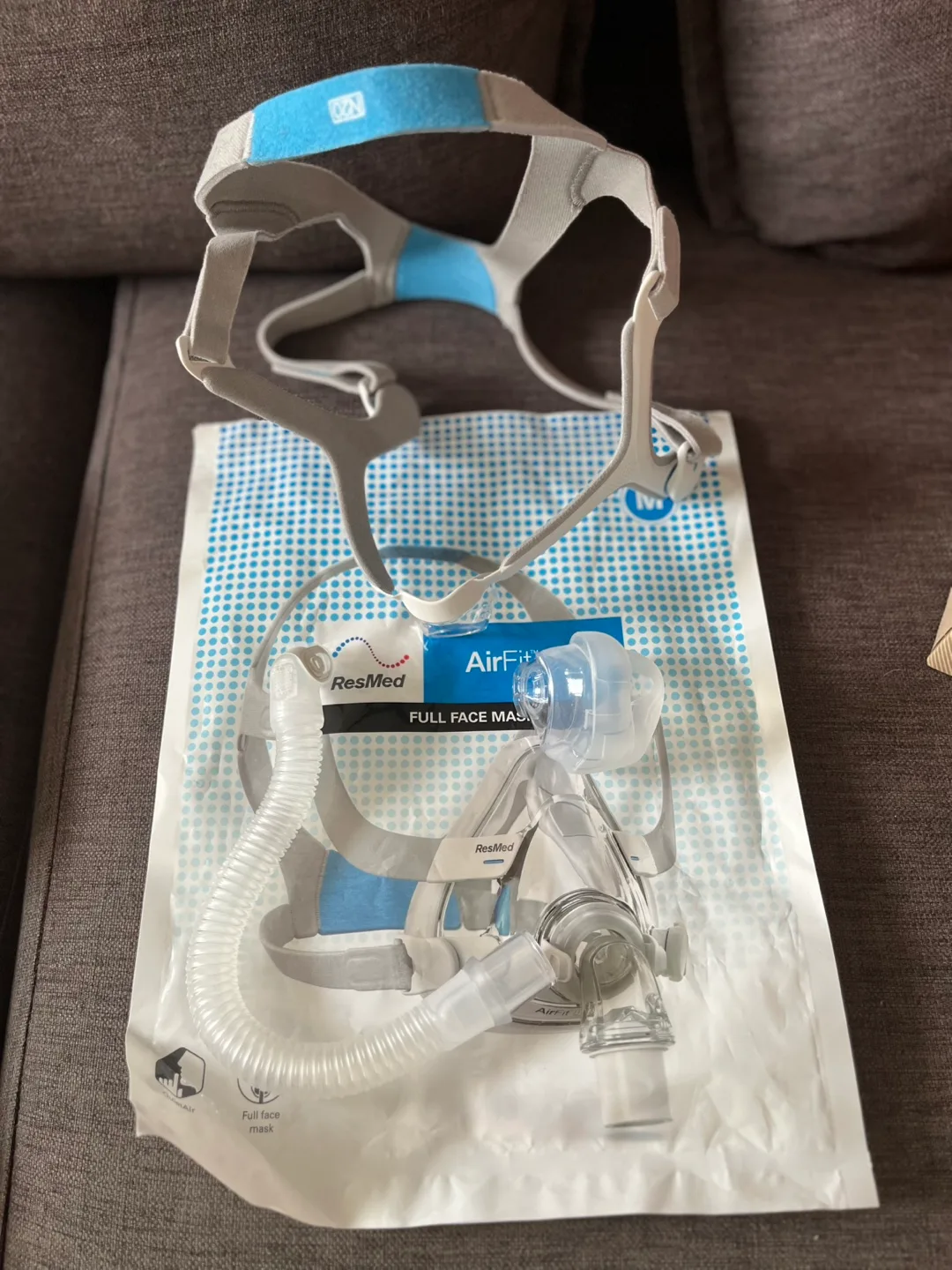 🏈ResMed AirFit F20 Full Face CPAP Mask with Extras image indicator(6)