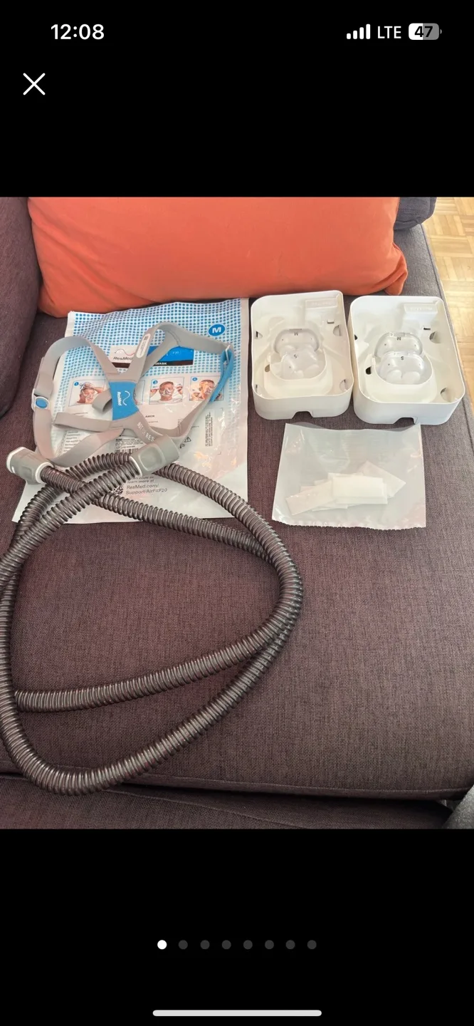 🏈ResMed AirFit F20 Full Face CPAP Mask with Extras image indicator(8)