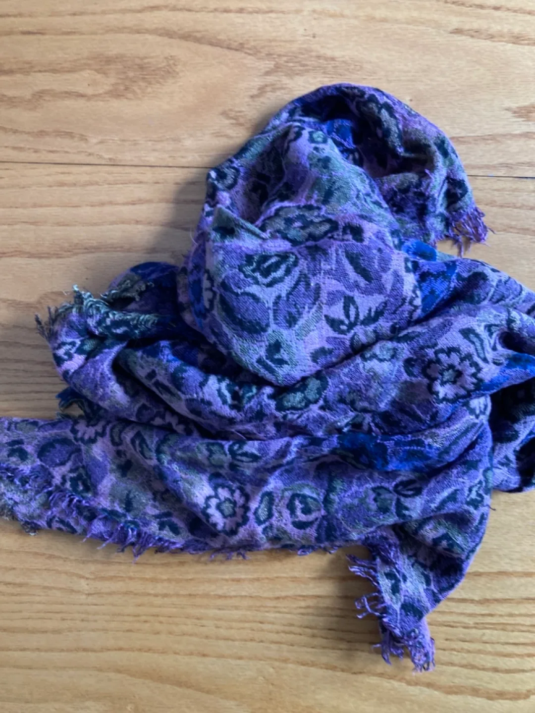 Purple Floral Scarf image indicator(4)