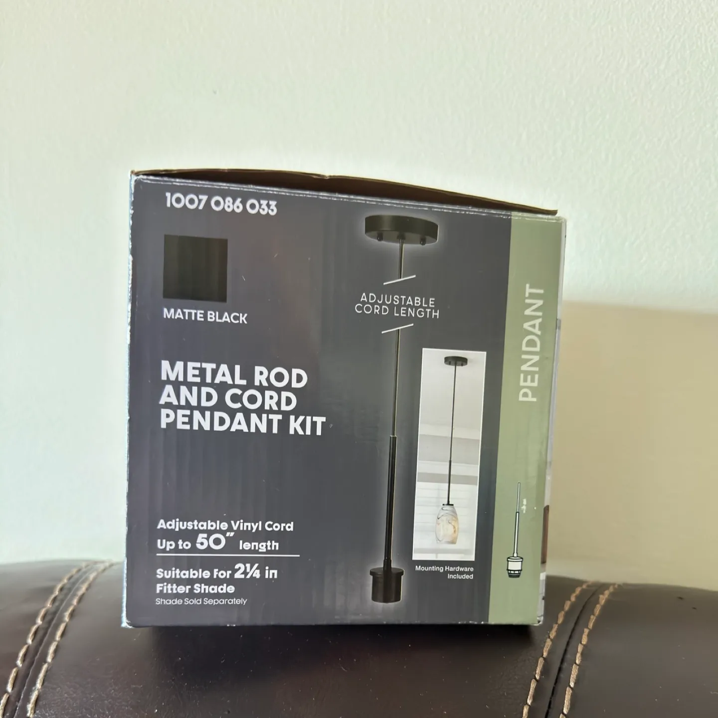 BRAND NEW Matte Black Metal Rod and Cord Pendant Light Kit image indicator(3)