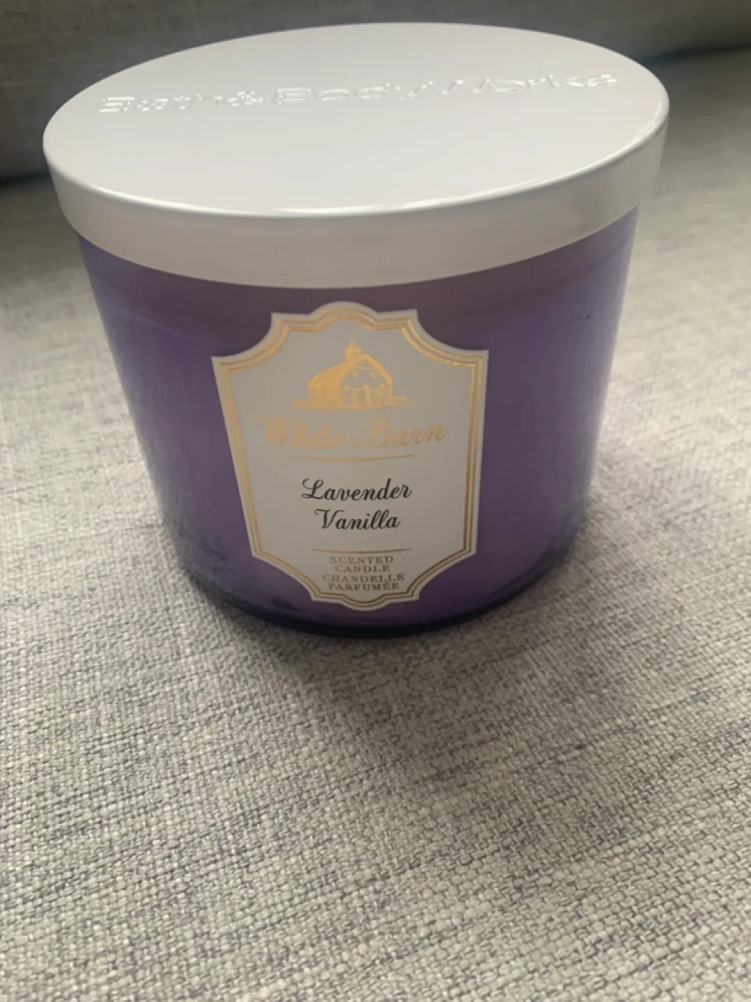 Bath & Body Works White Barn Lavender Vanilla 3-Wick Candle thumbnail
