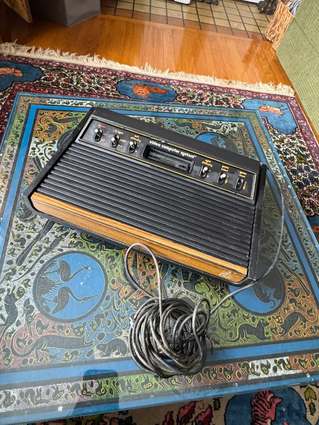 Vintage Atari 2600 Video Computer System Console thumbnail