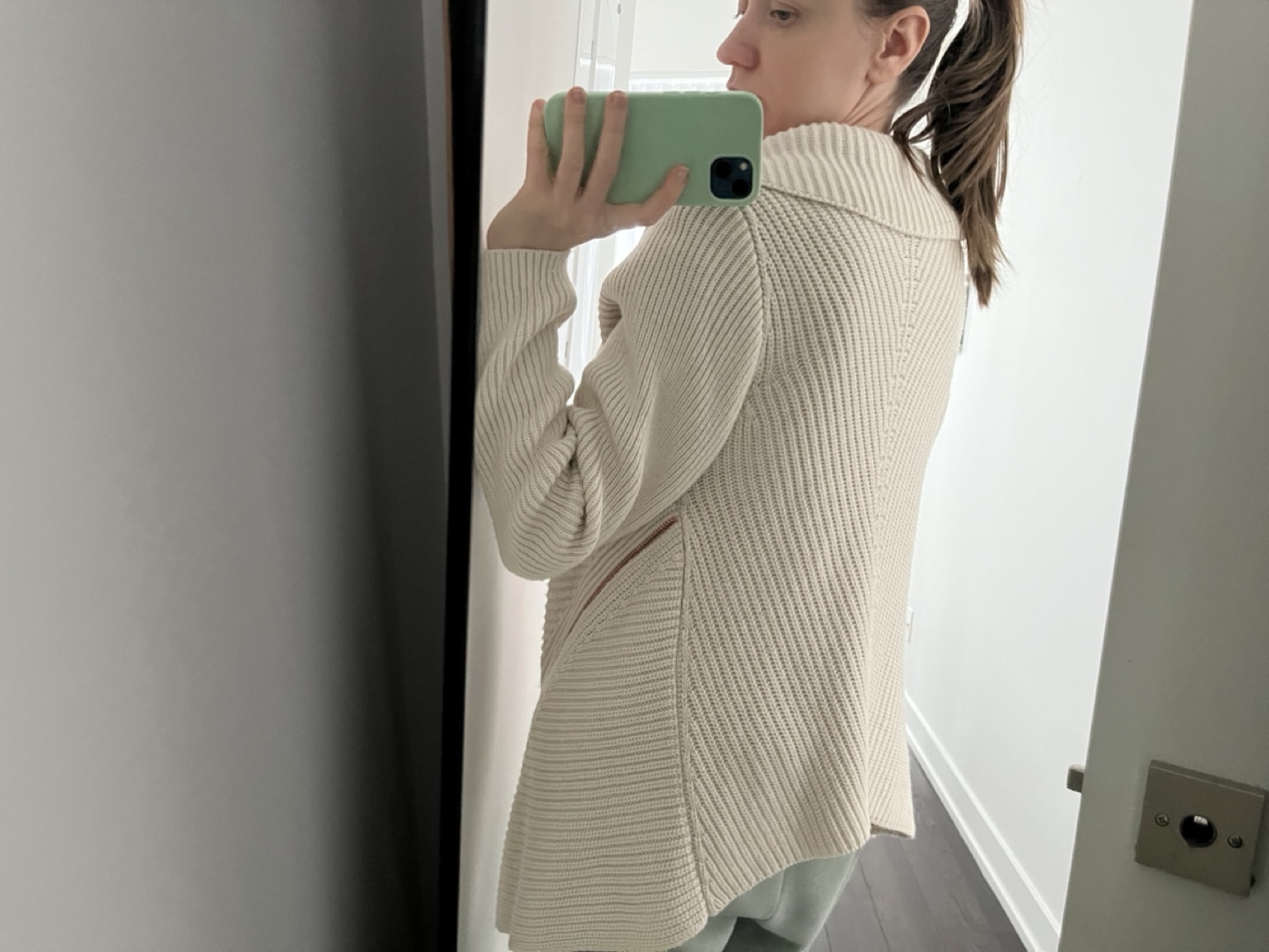 Reserved Knit Cardigan - photo 4