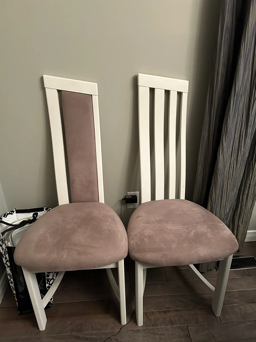 4 Pair of White Dining Chairs with Mauve Seats image indicator(2)