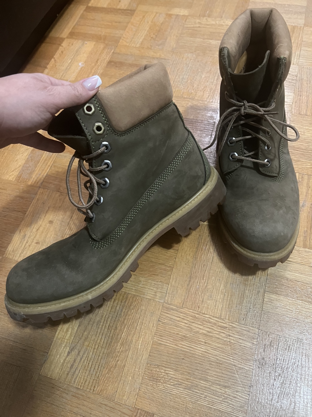 Timberland 6-inch Premium Boots - Olive Green - Men's Size 9M - photo 2