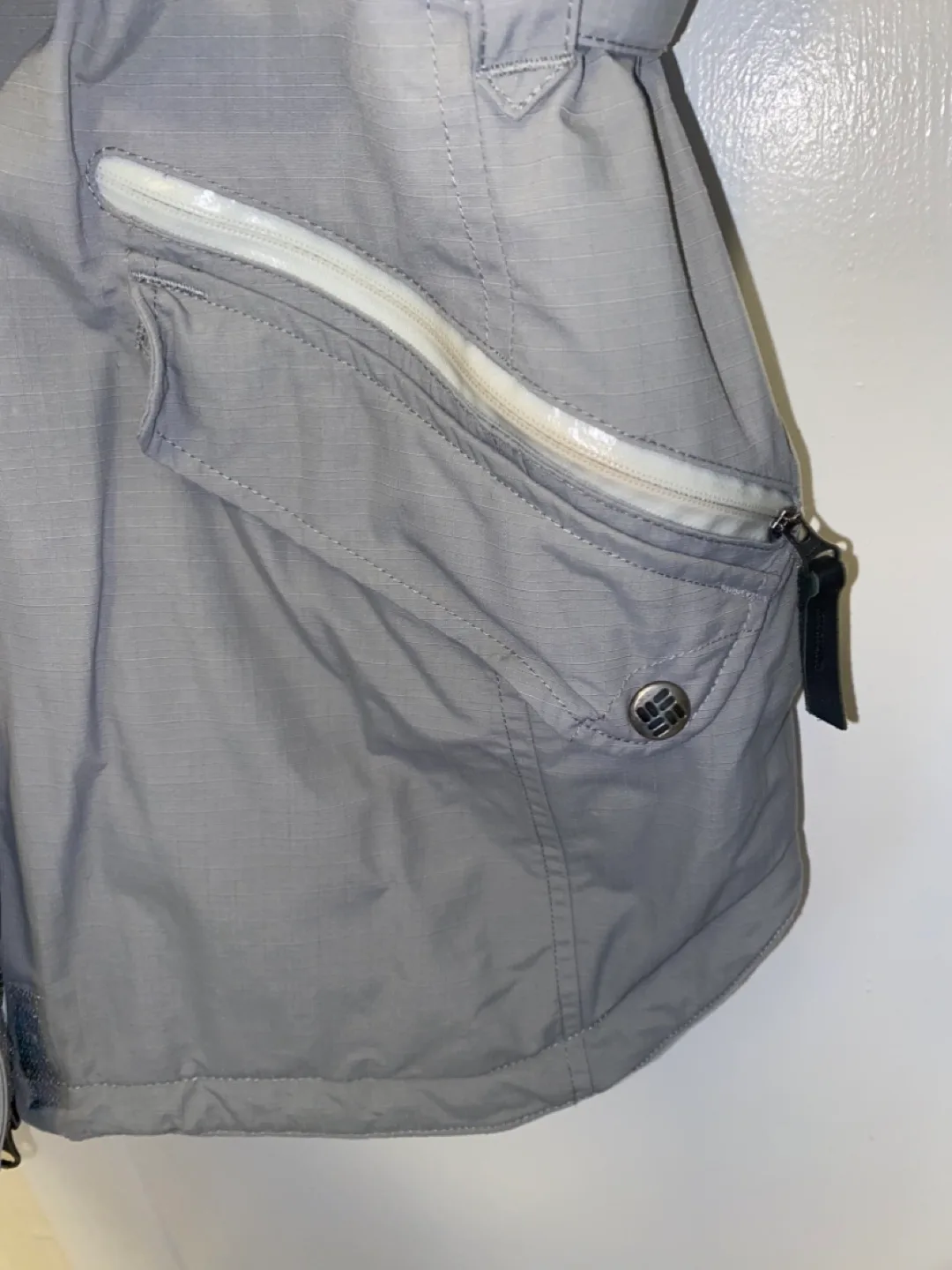 Women's Columbia Grey Winter Parka image indicator(6)