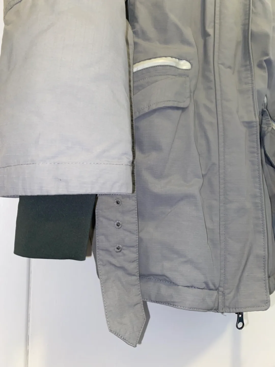 Women's Columbia Grey Winter Parka image indicator(7)