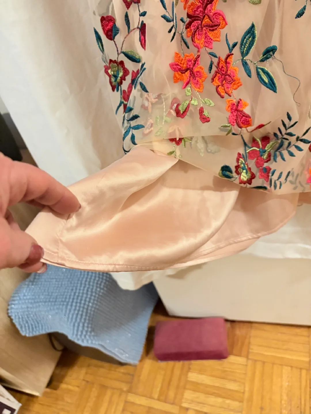 RW&CO. embroidered floral dress size 12 image indicator(3)