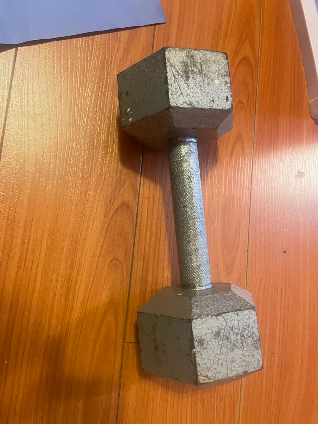 15 lb Hex Dumbbell - Used🏈 image indicator(2)
