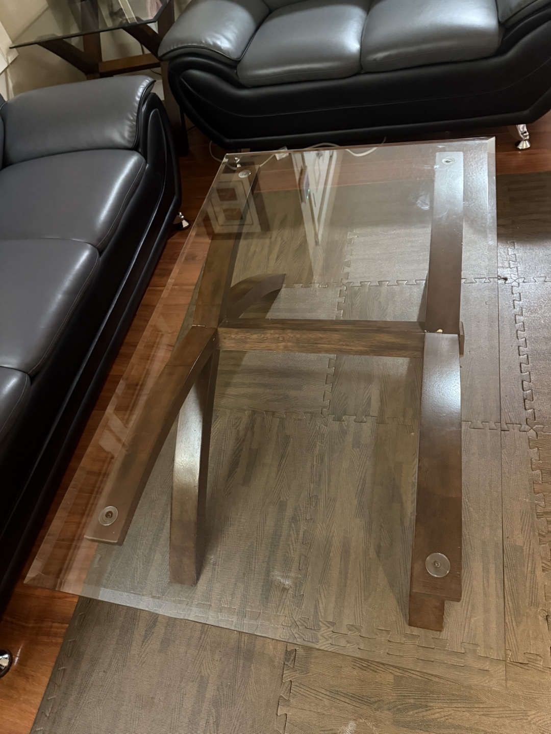 Modern Living Room Set: Sofa, Loveseat, and Coffee Table - photo 3