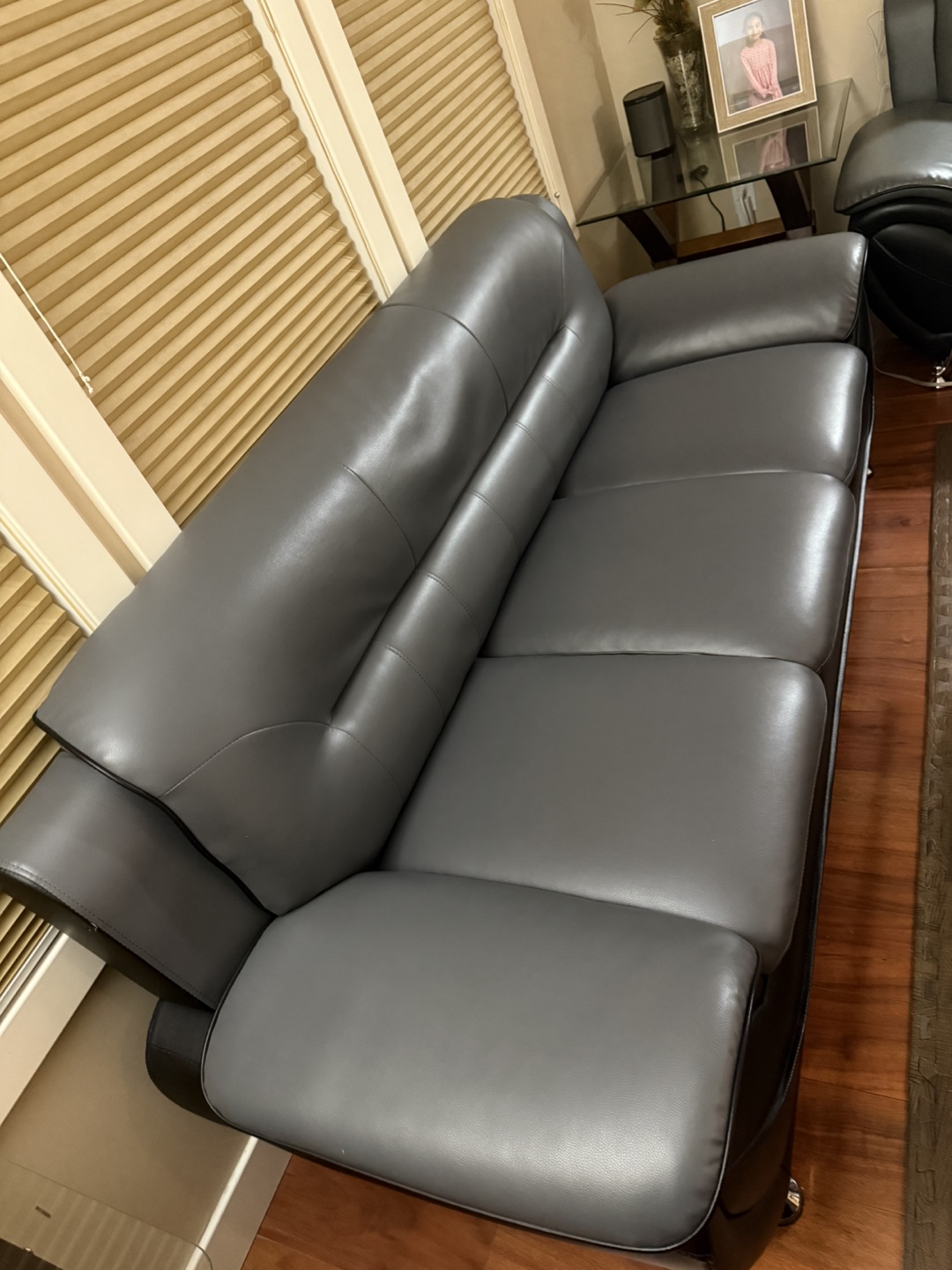 Modern Living Room Set: Sofa, Loveseat, and Coffee Table - photo 4