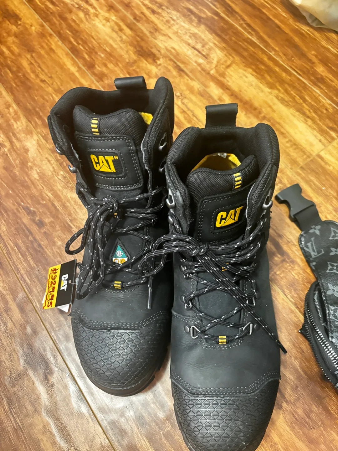 Caterpillar CAT Men's Black Work Boots Size 9 Wide image indicator(4)