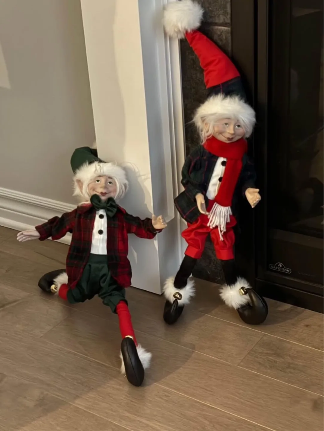 Best valentines Gift, Set of 2 elf’s! 🏈 image indicator(2)