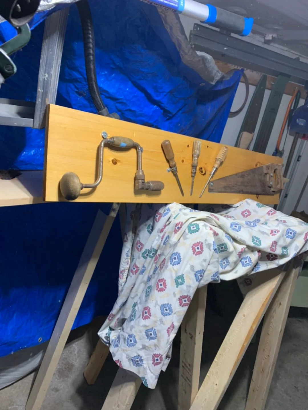 Folk Art-Vintage Hand Tools Wall Hanging image indicator(2)