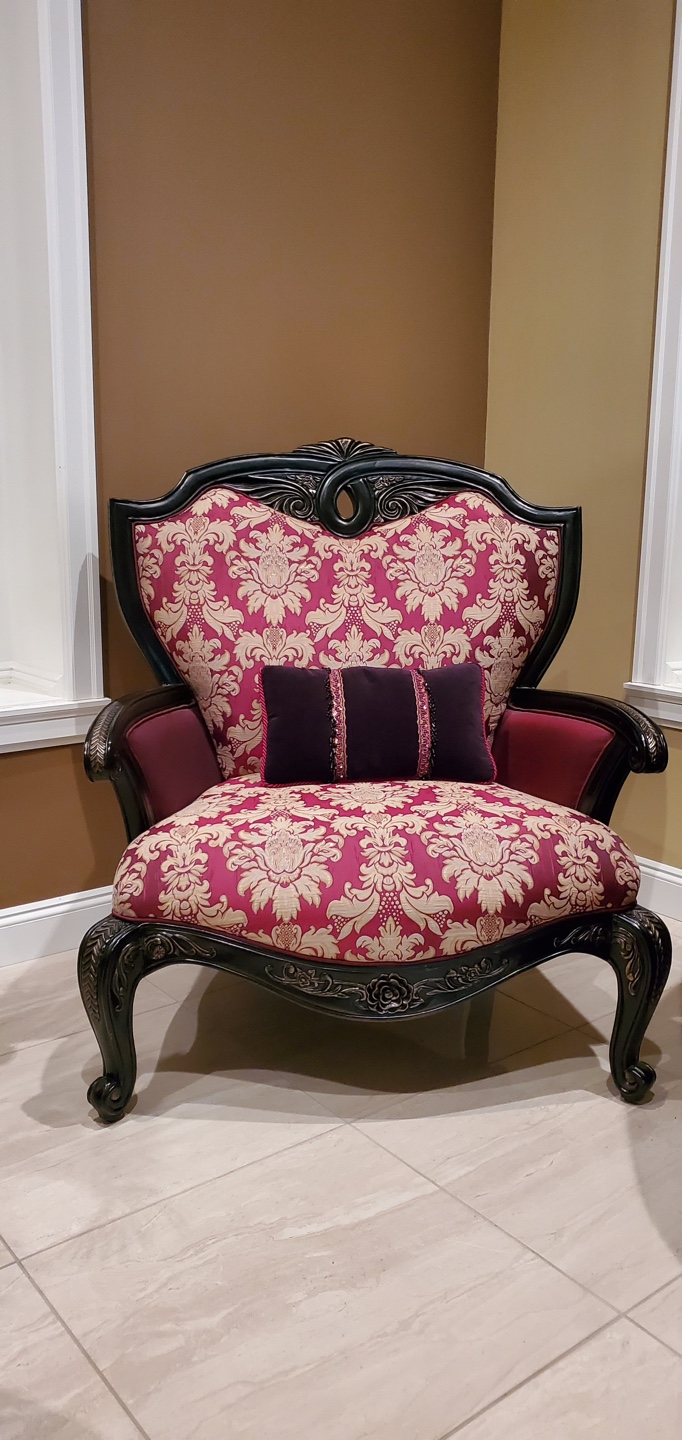 Elegant Furniture Set: Chaise Lounge, Accent Chair, and Sofa