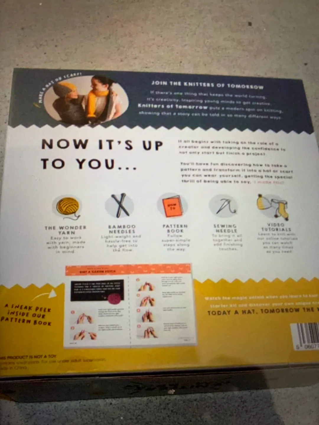 NEW Knitters of Tomorrow Fashion Knit Kit image indicator(2)