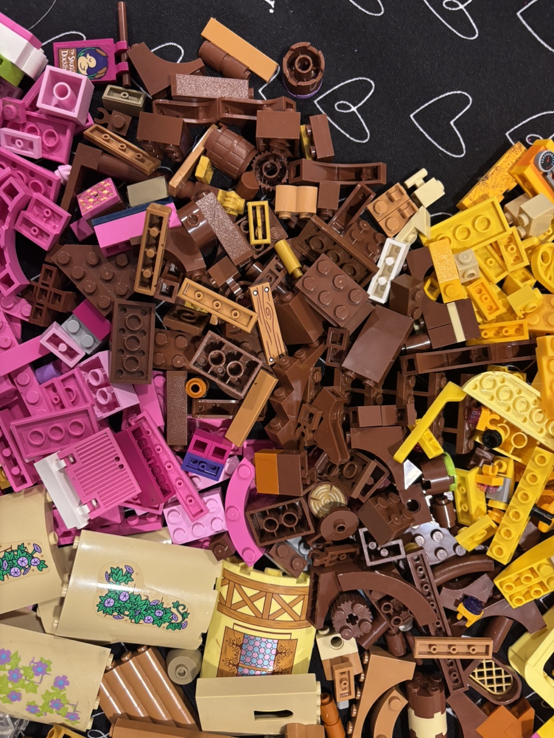 Lego friends assorted 2400 + pieces - photo 3