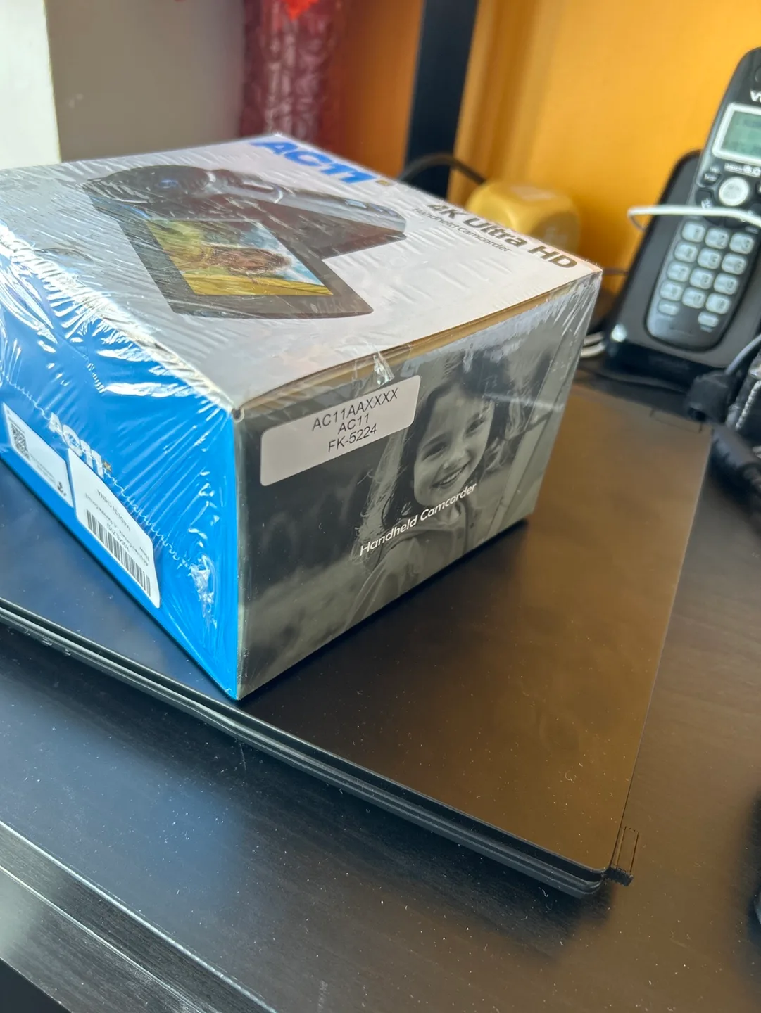 New AC11 4K Ultra HD Handheld Camcorder image indicator(5)