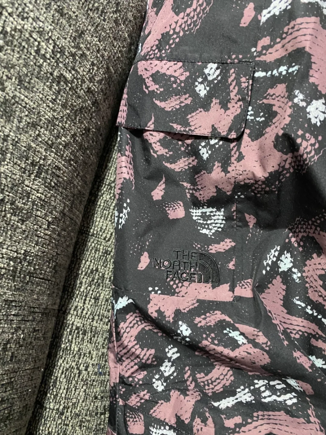 The North Face Women's Snowpants image indicator(2)