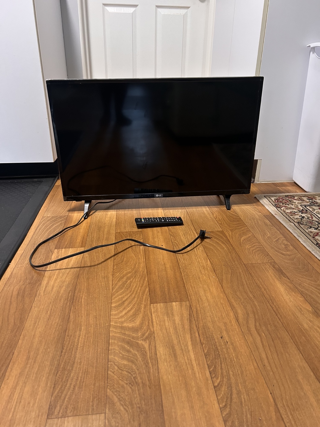 LG 32-inch LED HDTV