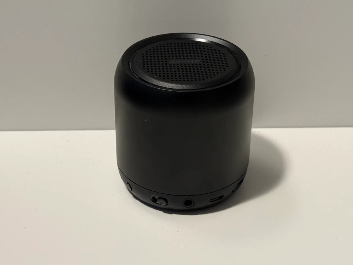Anker Soundcore Mini, Super-Portable Bluetooth Speaker - Black image indicator(2)