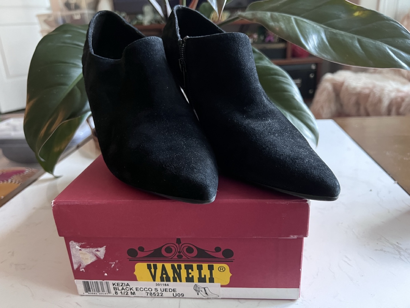 Vaneli Kezia Black Coco Suede Ankle Boots Size 8.5 - photo 2