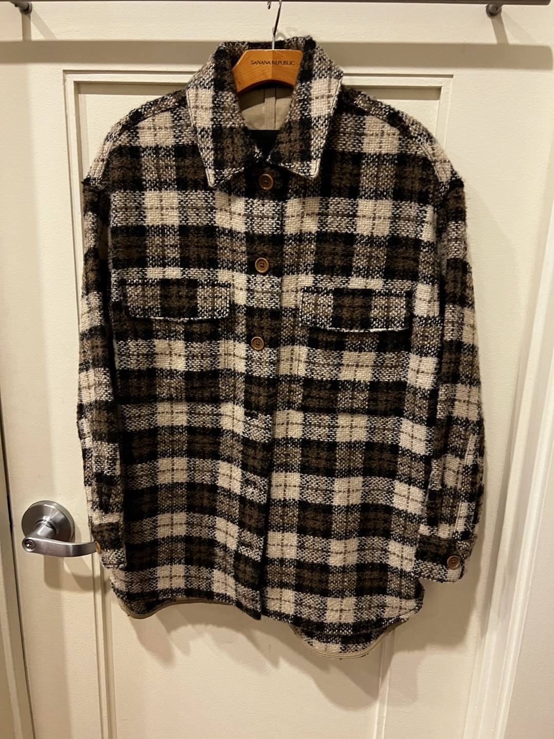 Banana Republic Black and Cream Plaid Boyfriend Shirt Jacket