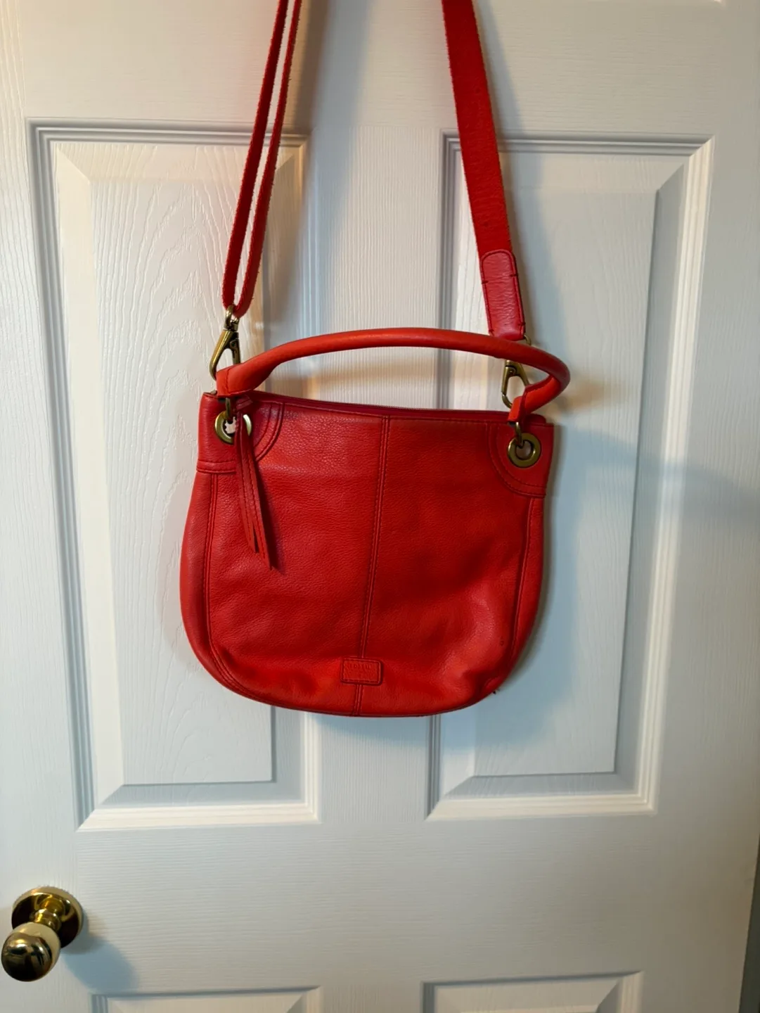 Fossil Women's Coral Crossbody Bag image indicator(2)