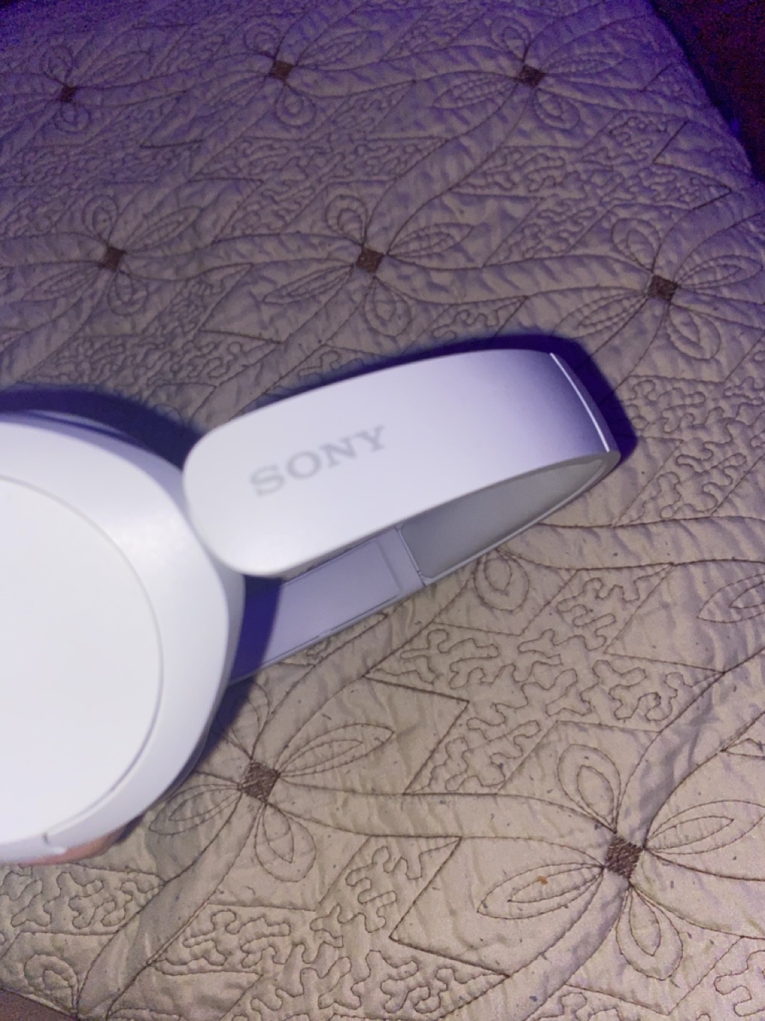Sony Wireless Headphones - photo 4