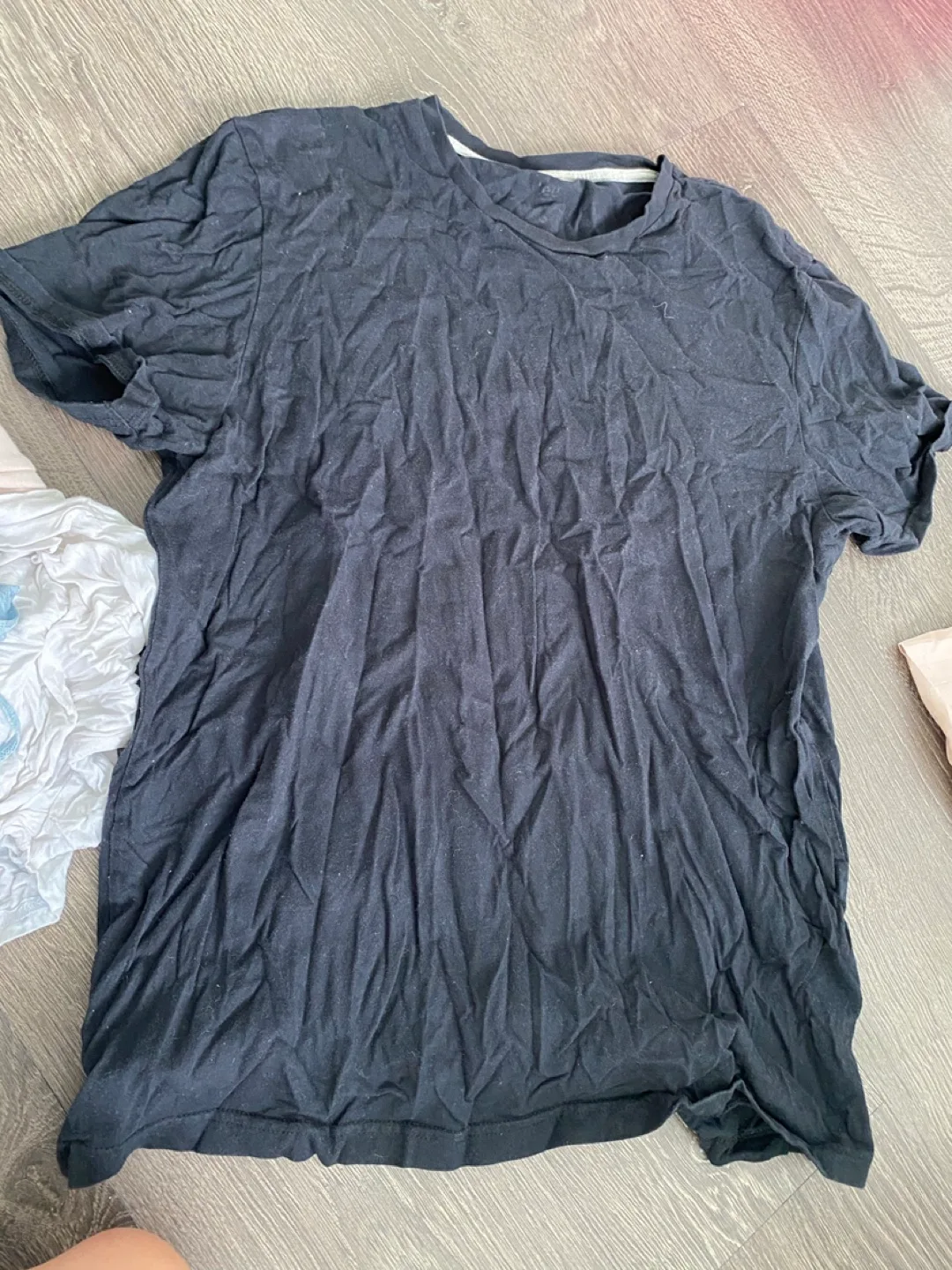 Giordano Men's Black T-Shirt - Size M image indicator(3)