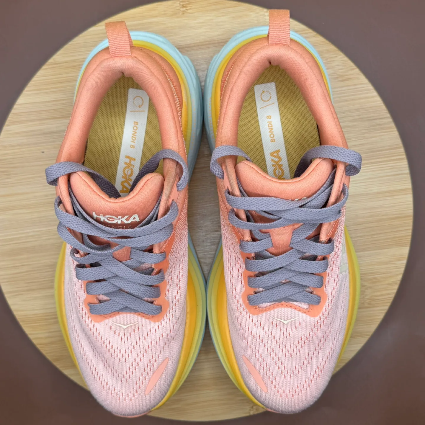 Hoka One One Bondi 8 Shell Coral/Peach Parfait  Women’s Sz 7.5B image indicator(8)