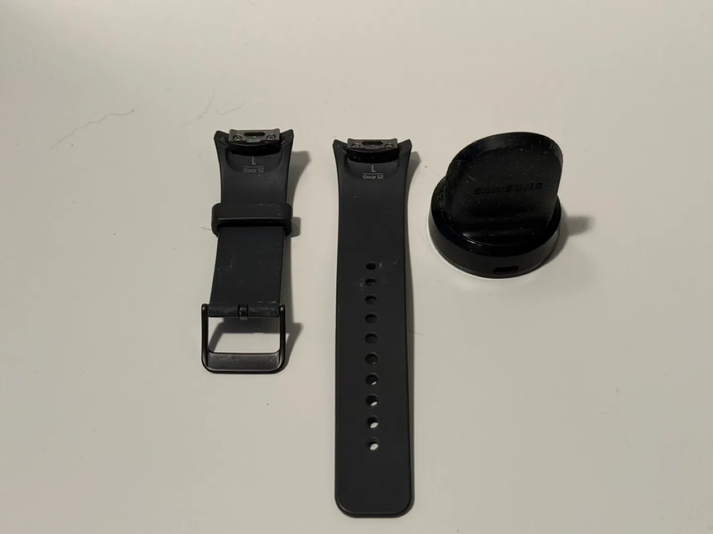Samsung Gear S2 Band + Charger image indicator(2)
