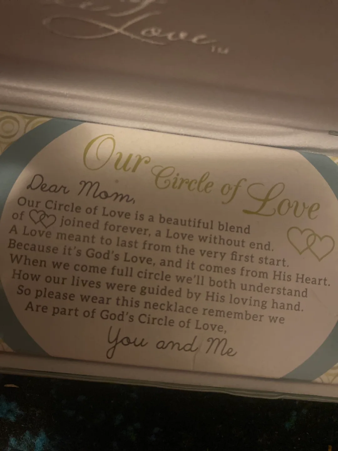 2 Our Circle of Love Necklace in Gift Box 🏈 image indicator(7)