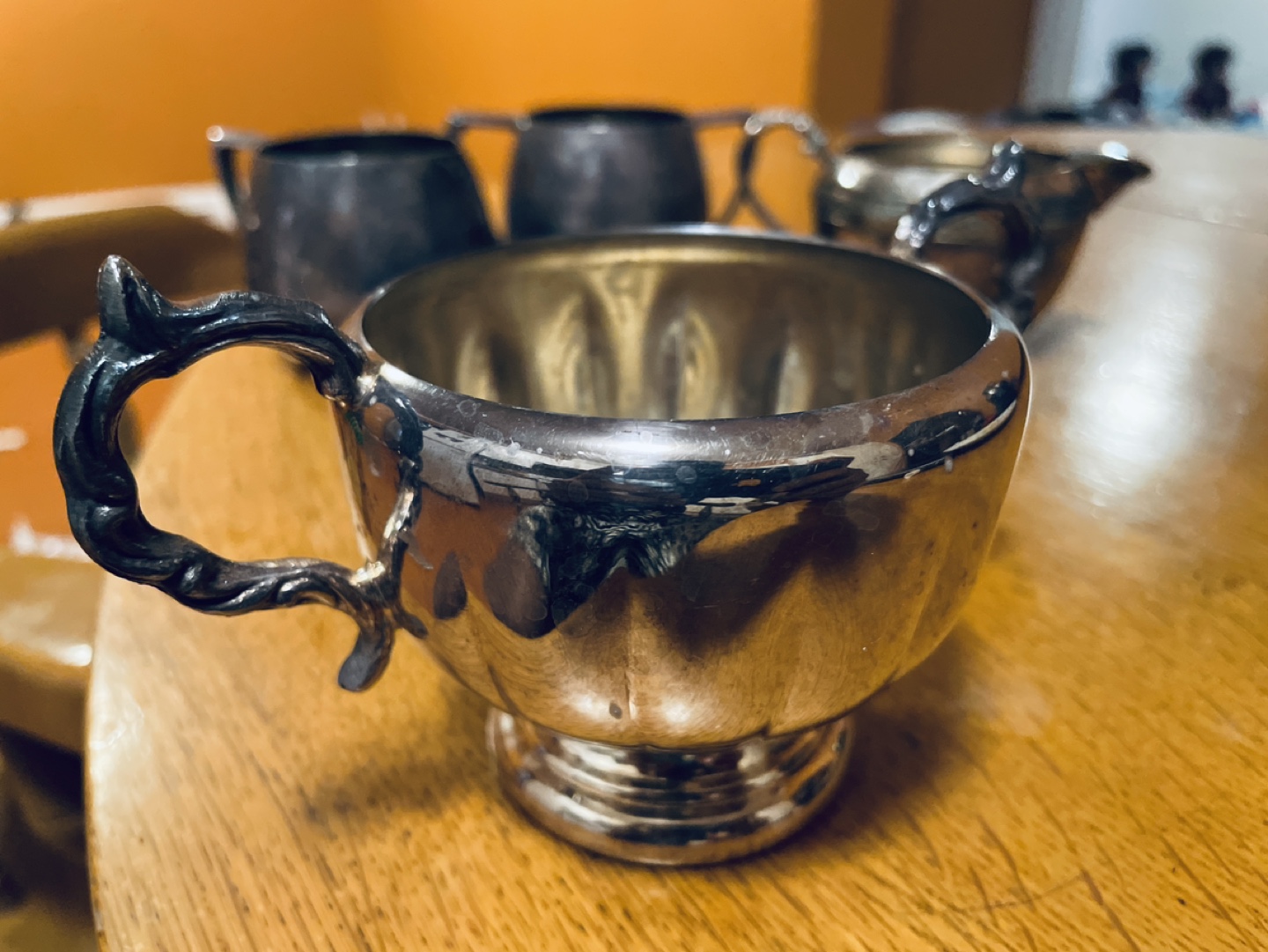 Vintage Silver Plated Creamer and Sugar Set 🏈 - photo 2