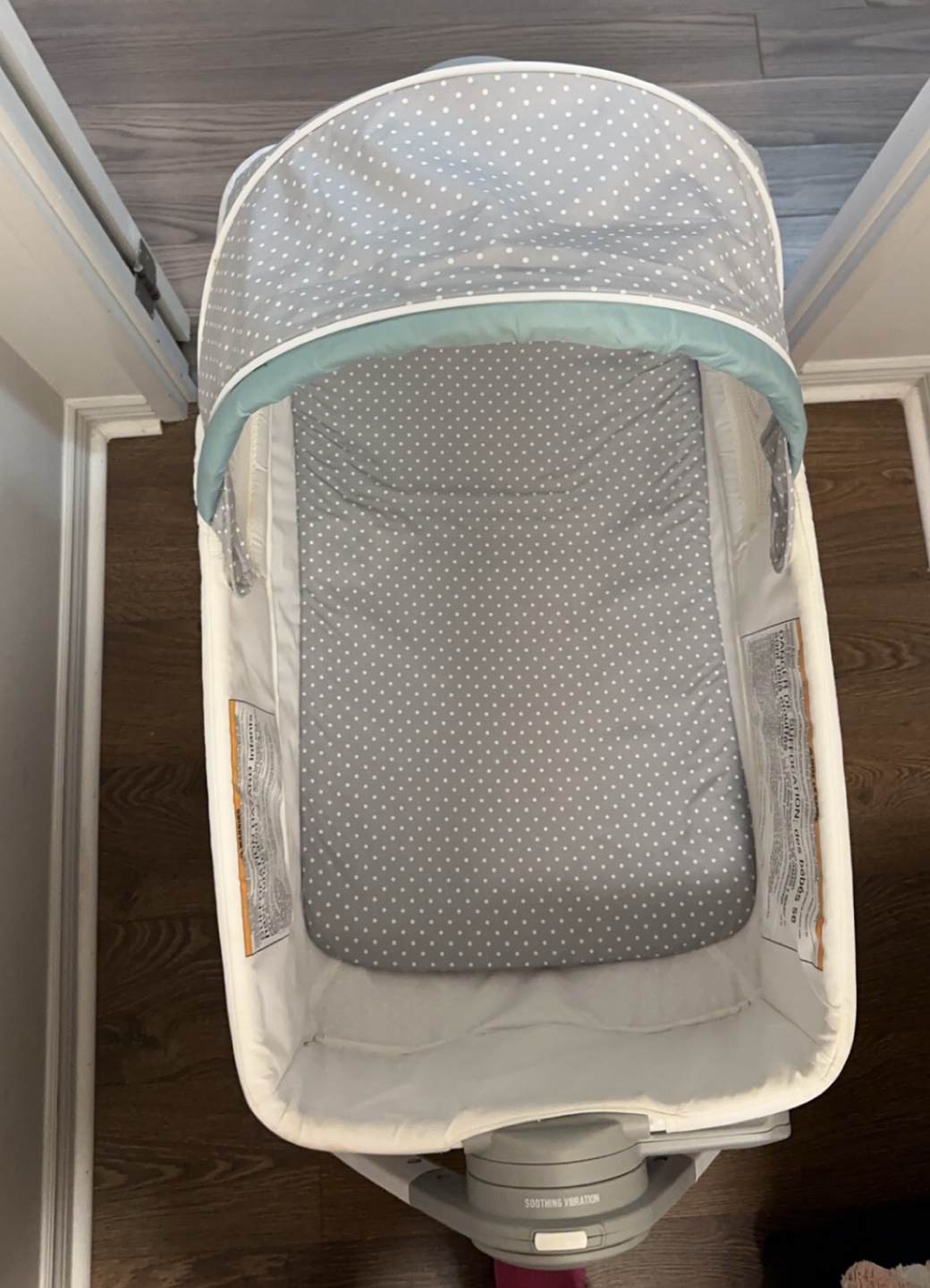 Graco Soothing Vibration Bassinet - photo 2