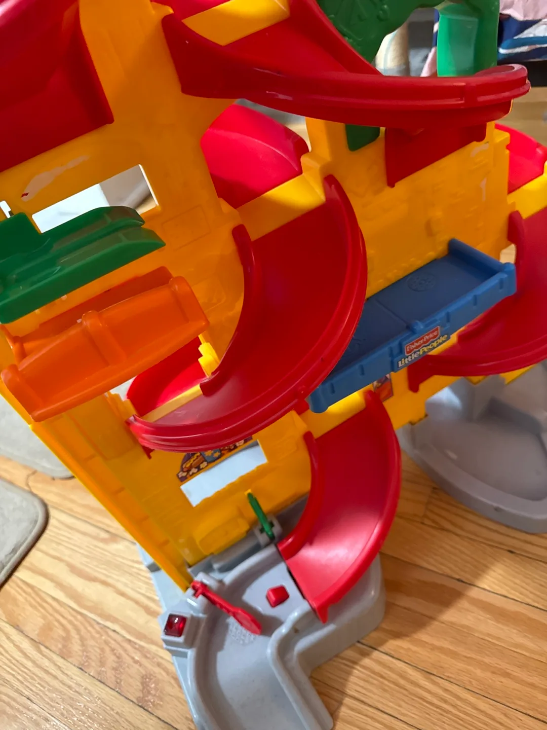 Fisher-Price Little People slide track garage toy toddlers image indicator(3)