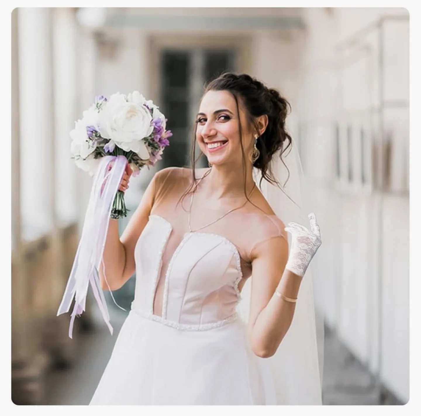 Women's White Lace Gloves - Bridal Wedding Party image indicator(4)