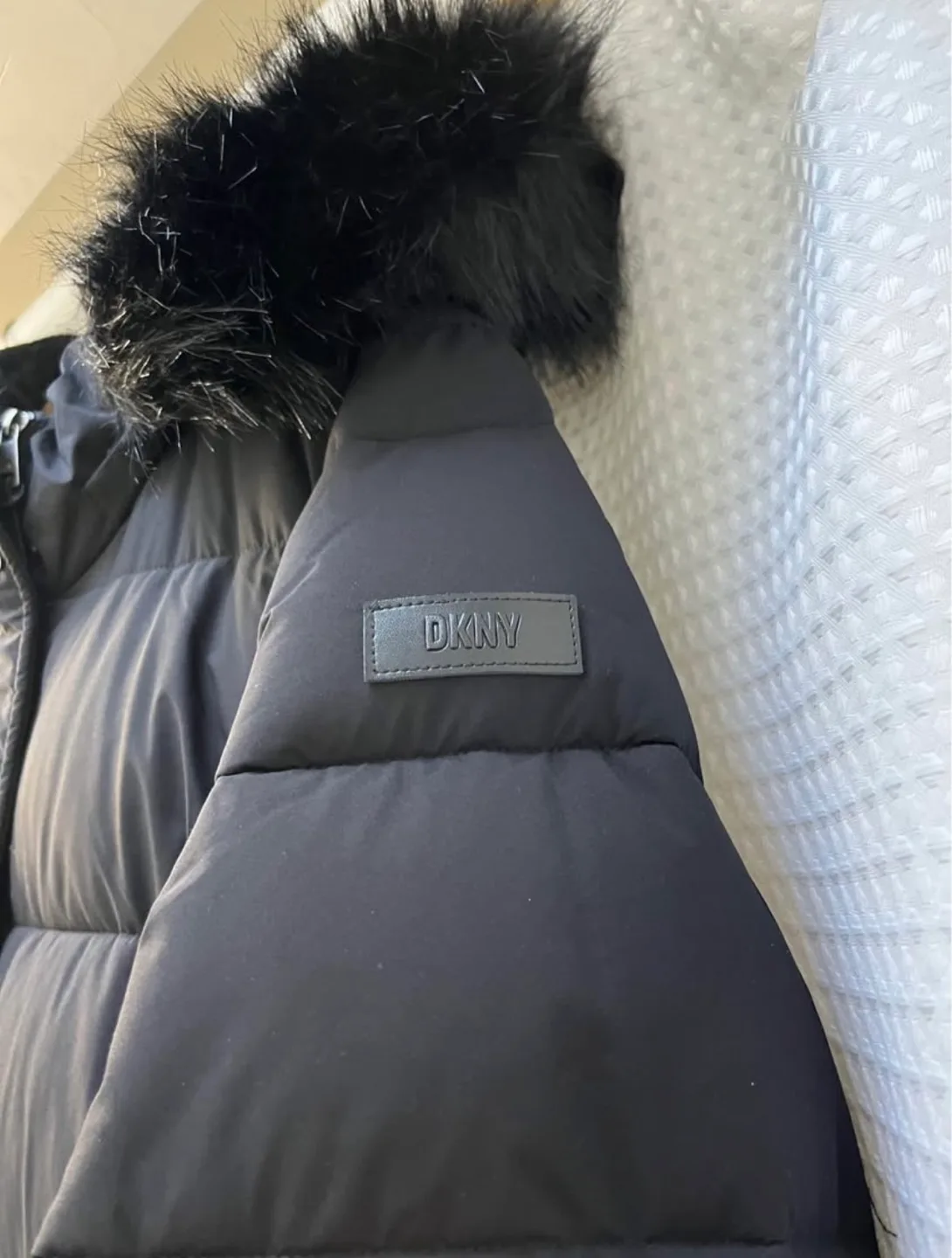 DKNY Long Black Puffer Coat with Faux Fur Hood image indicator(5)