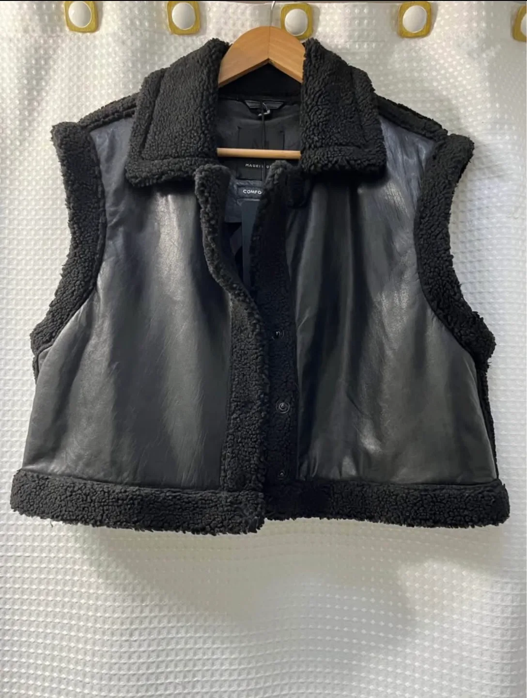 Mauritius 4 in 1 Style Women's Leather Jacket - Black, Size L image indicator(3)